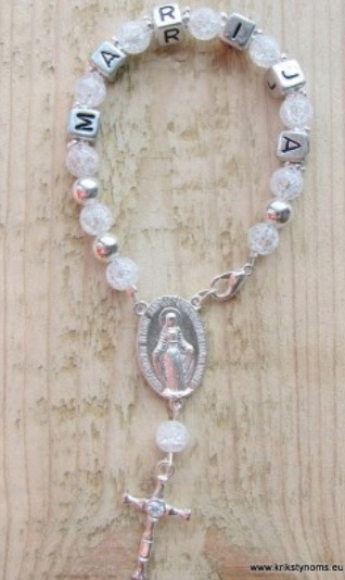 Kalnų krištolo rožančiukas ant rankos