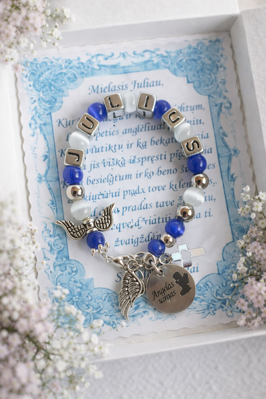 Apyrankė su medalionu