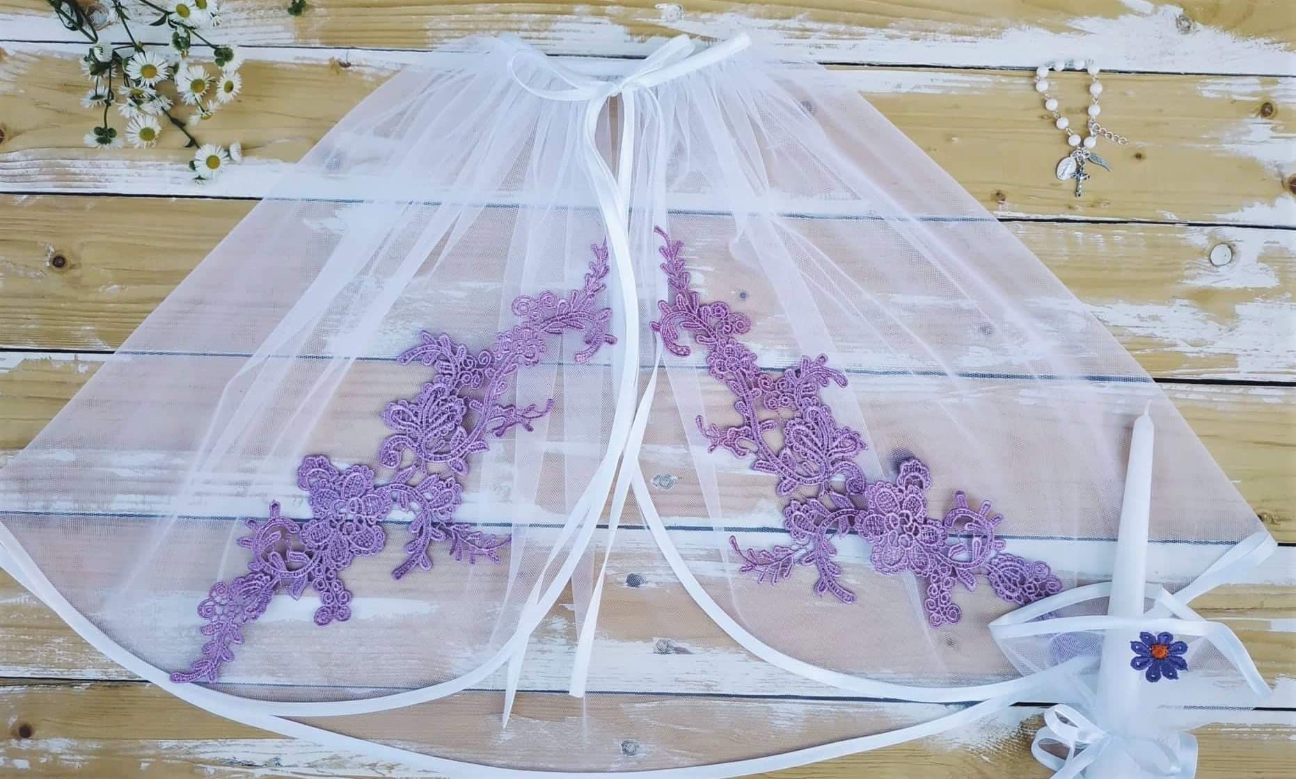 Šviesiai violetinės gėlės skraistelė