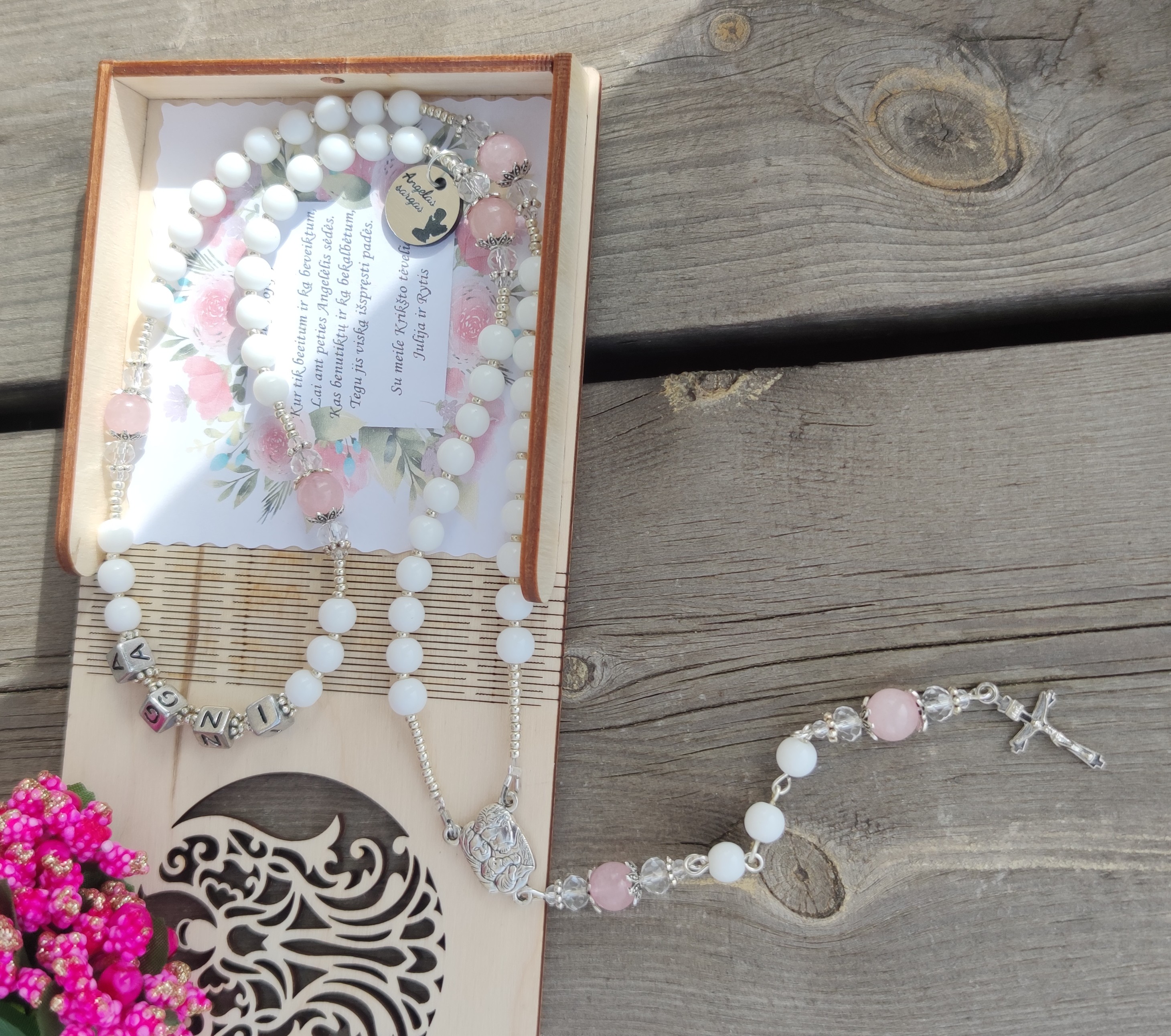 Žadeito ir rožinio kvarco rožančius