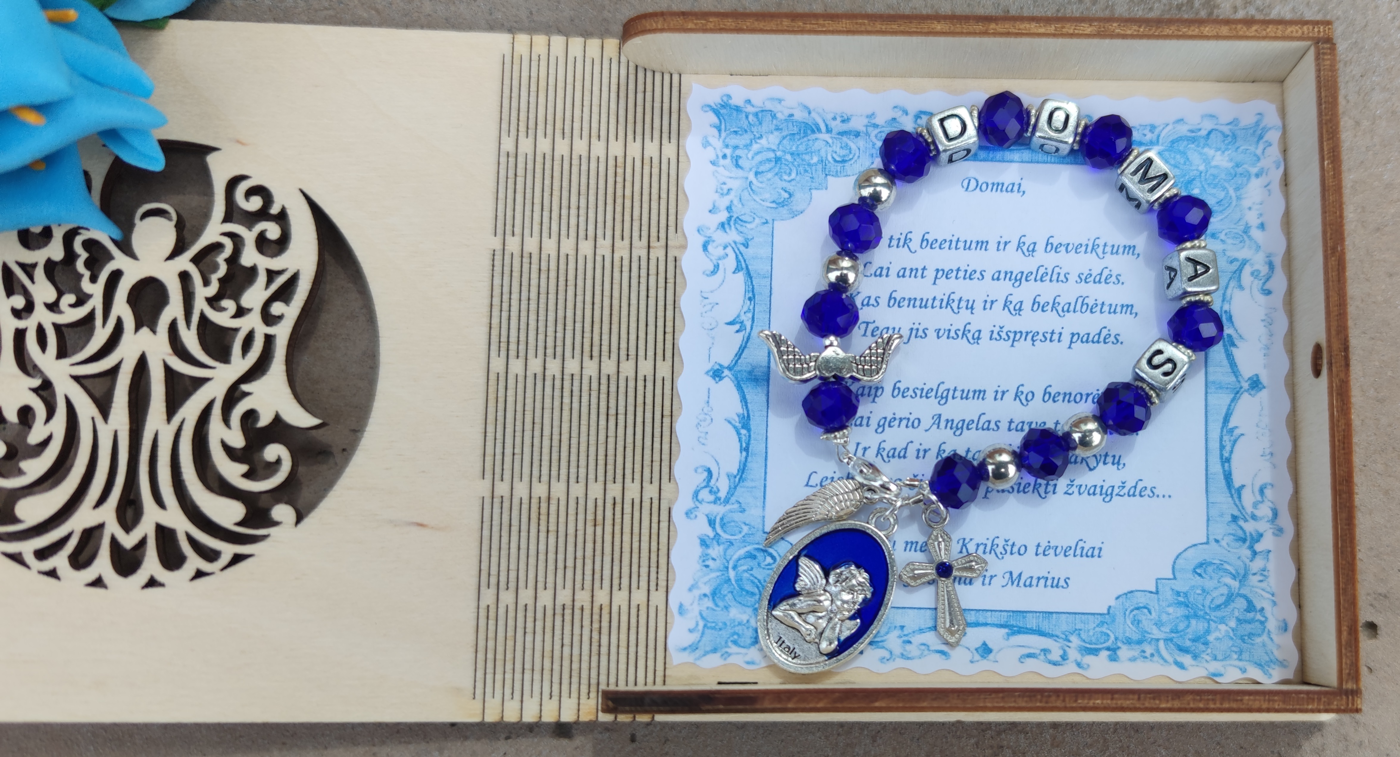 Karališko mėlynumo apyrankė