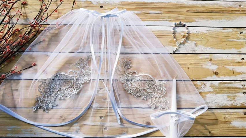 Pieno baltumo skraistė krikštui